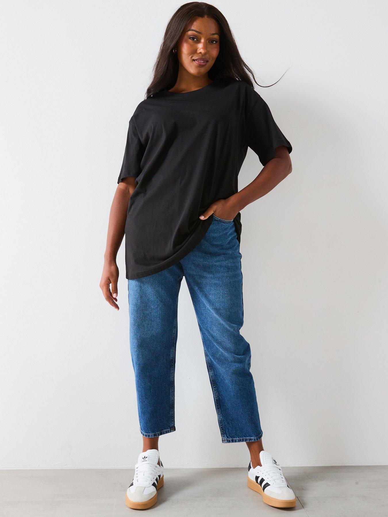 Image 3 of 5 of The Very Collection Curve Oversized Longline T-shirt