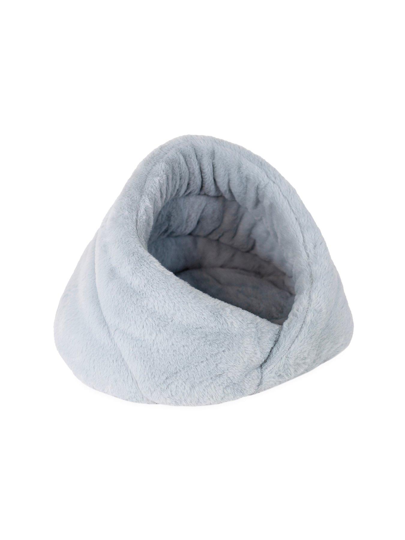 rosewood-wrap-hideaway-fur-bed-bluefront