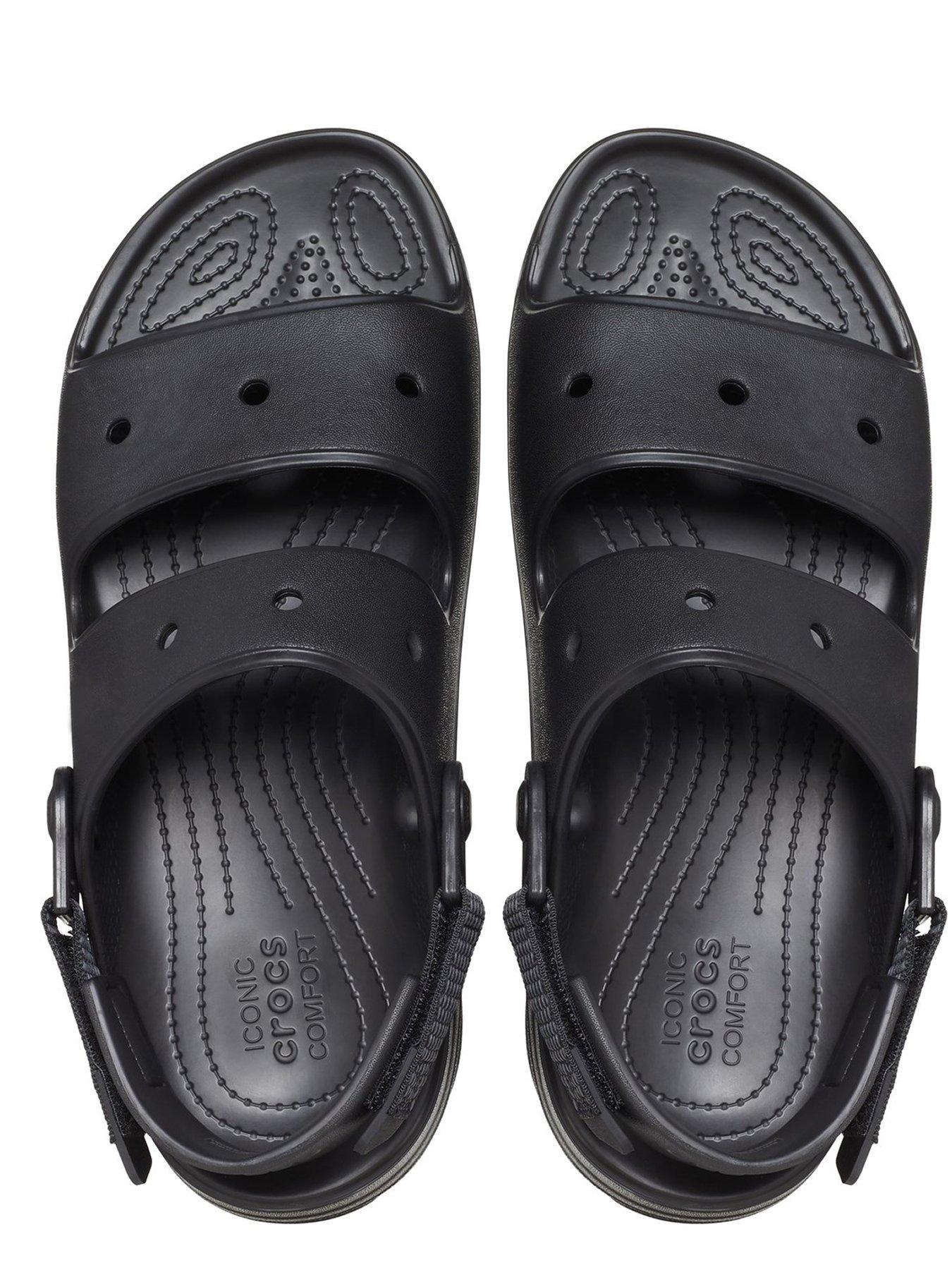 crocs-mens-all-terrain-sandal-blackoutfit