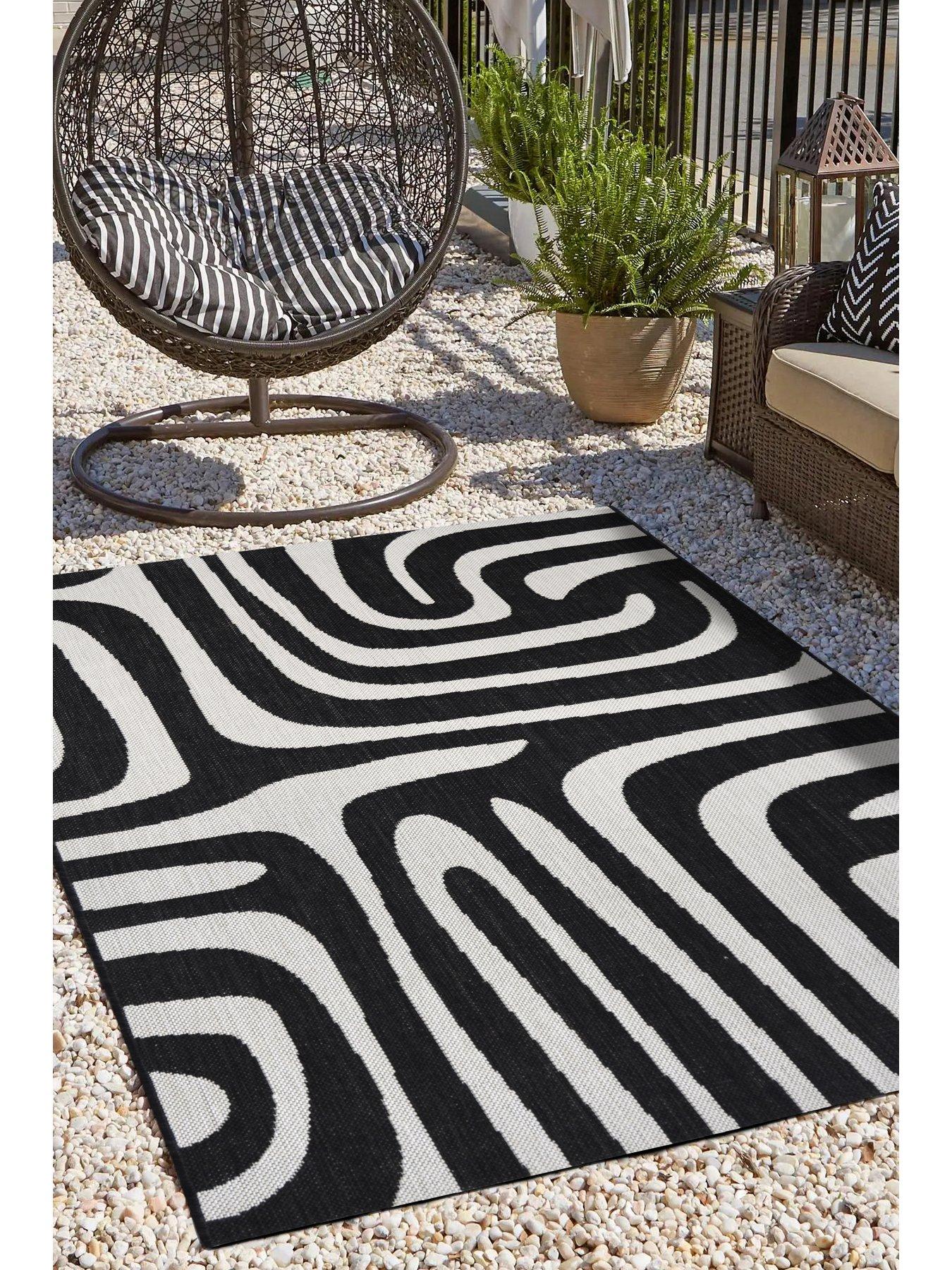 very-home-indooroutdoor-flatweave-rug