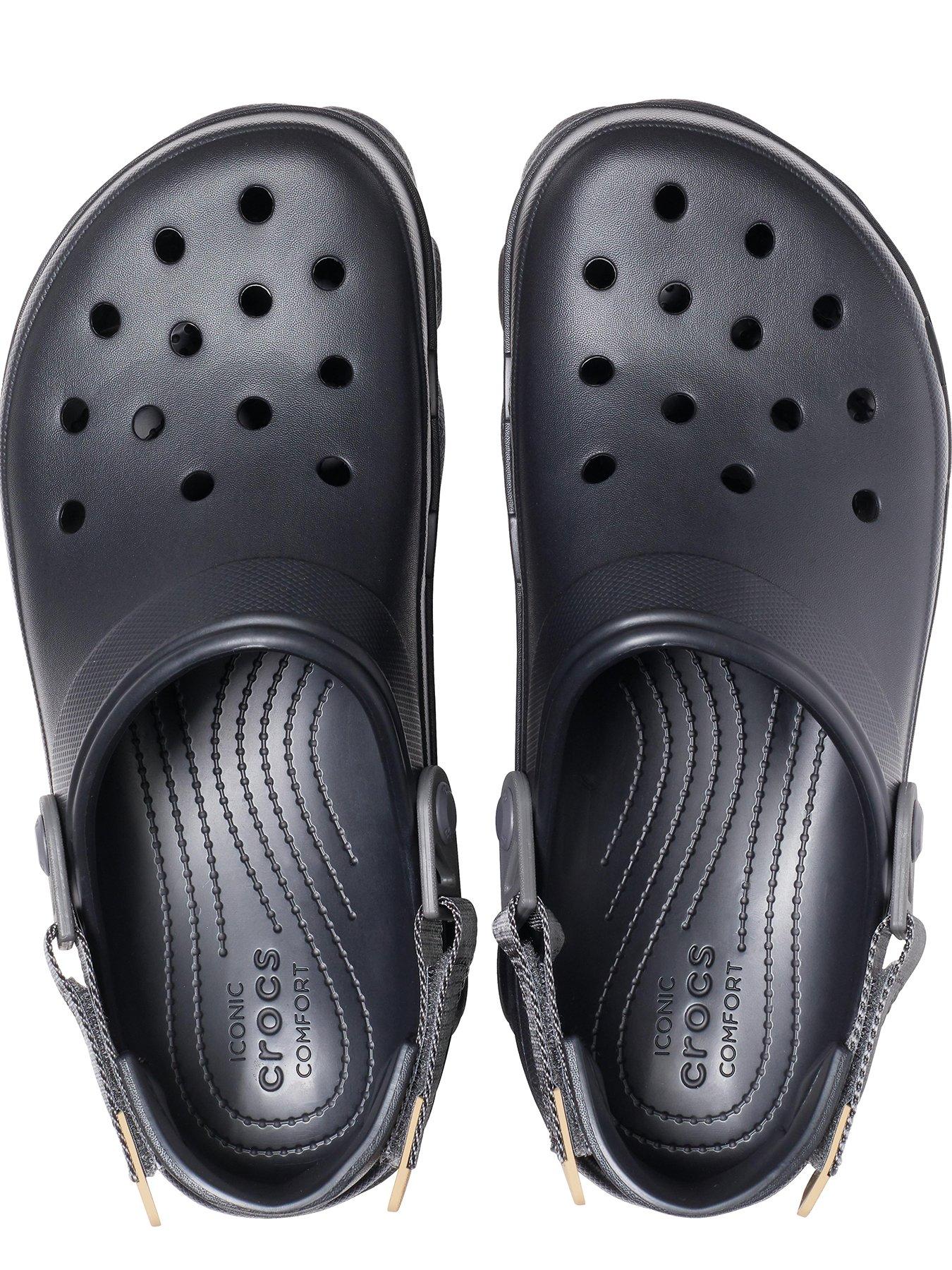 crocs-crocs-mens-all-terrain-clog-sandal-blackoutfit