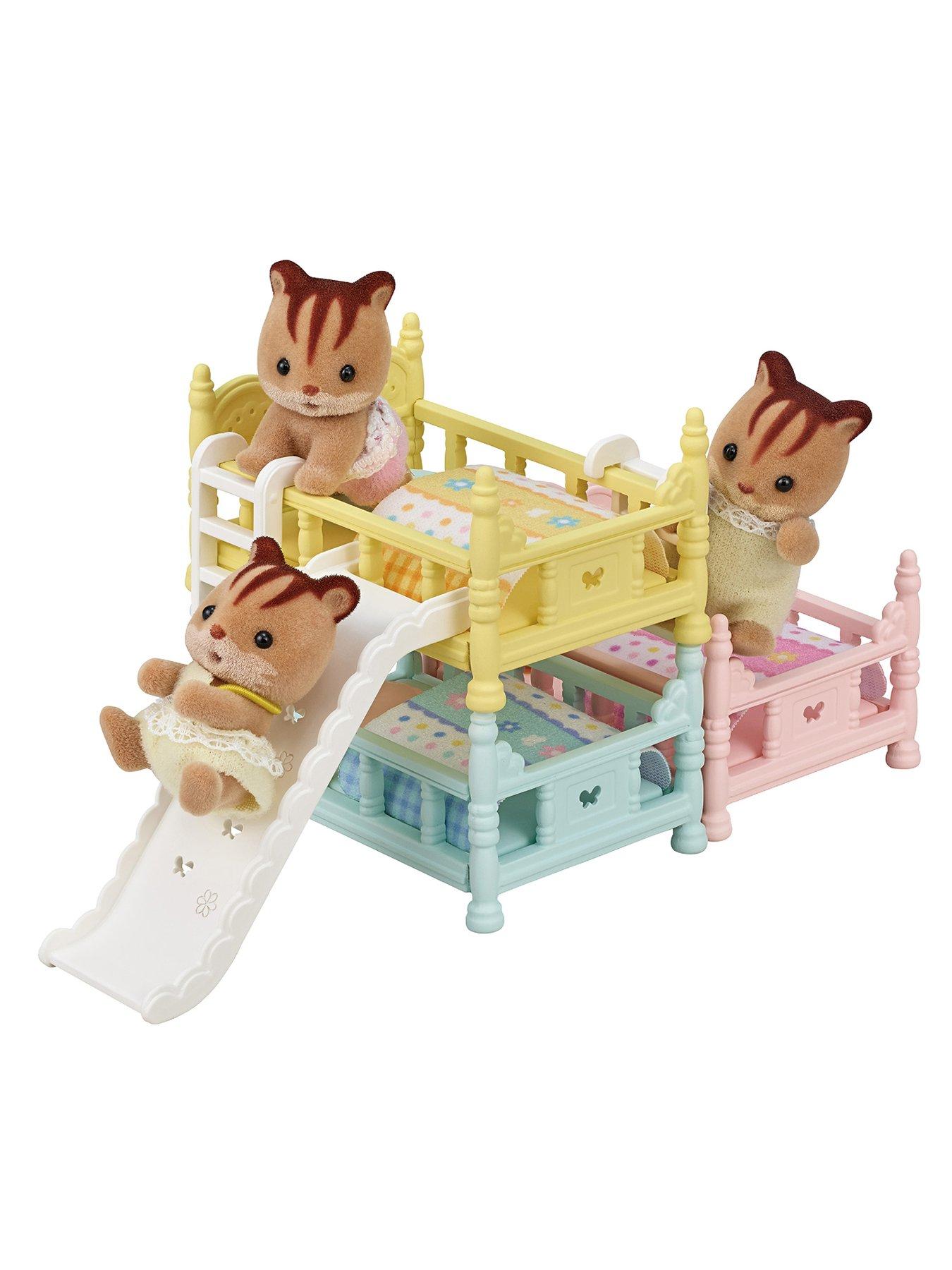 sylvanian-families-triple-bunk-bedsback