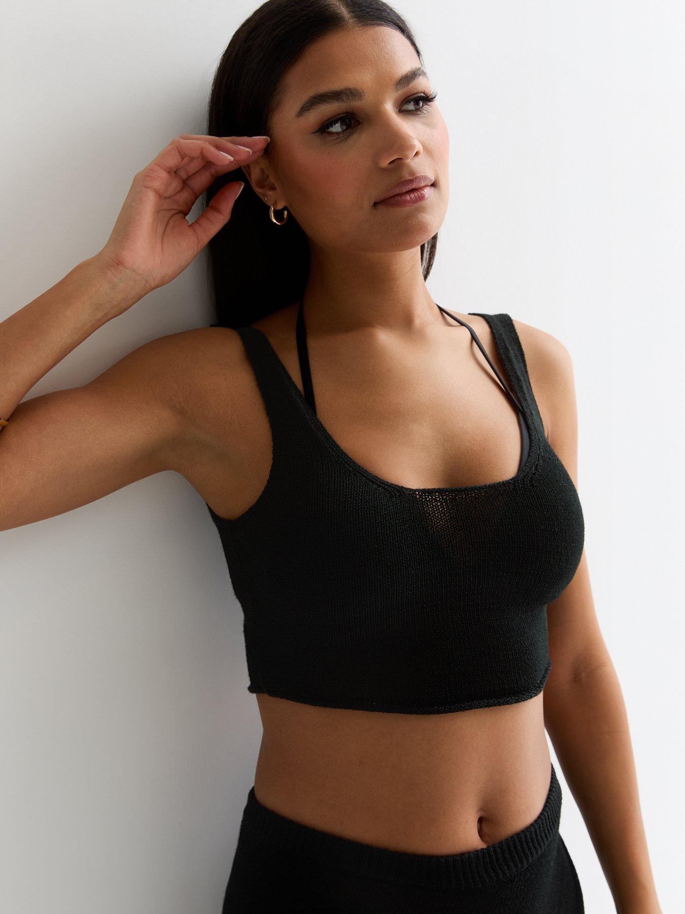 new-look-black-knit-scoop-neck-crop-topoutfit