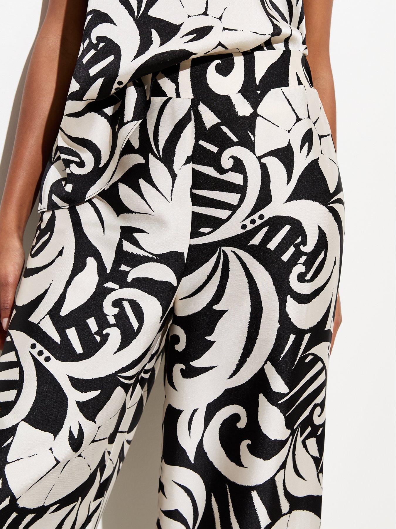 new-look-abstract-print-wide-leg-trousers-black