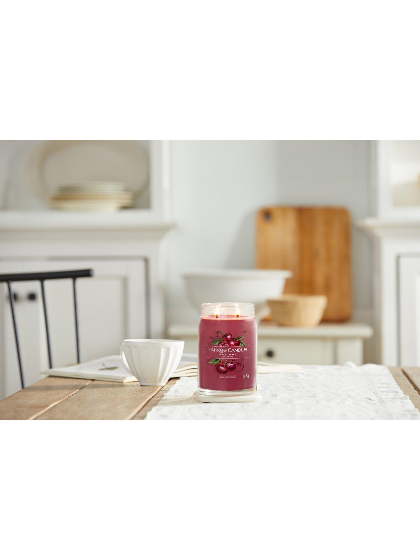 Image 5 of 7 of Yankee Candle Signature Large Jar Candle &ndash; Black Cherry
