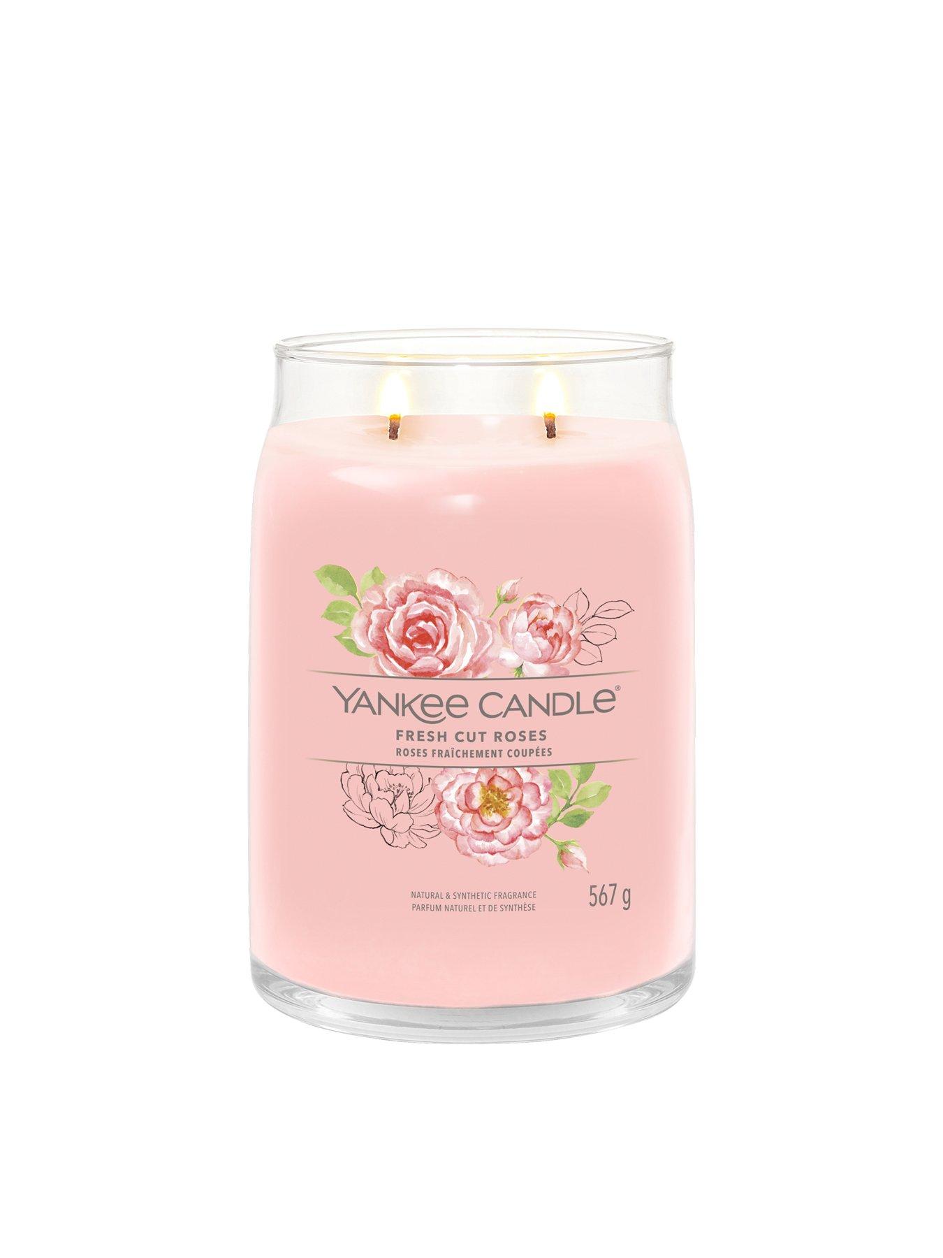 yankee-candle-signature-large-jar-candle-ndash-fresh-cut-rosesstillFront