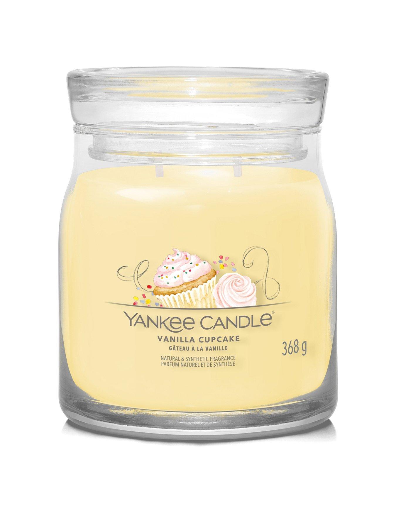 undefined Signature Medium Jar Candle – Vanilla Cupcake