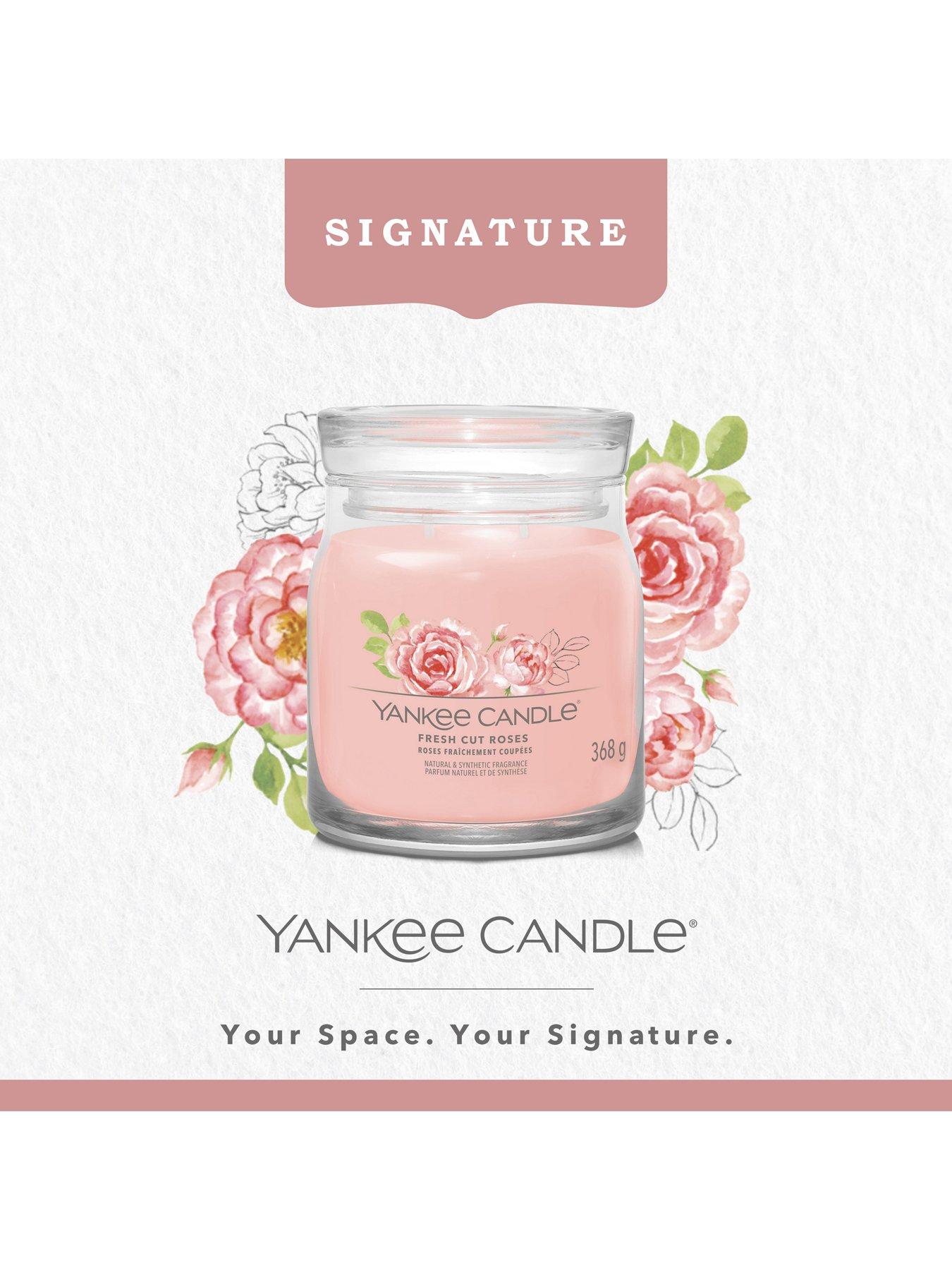 yankee-candle-signature-medium-jar-candle-ndash-fresh-cut-rosesoutfit