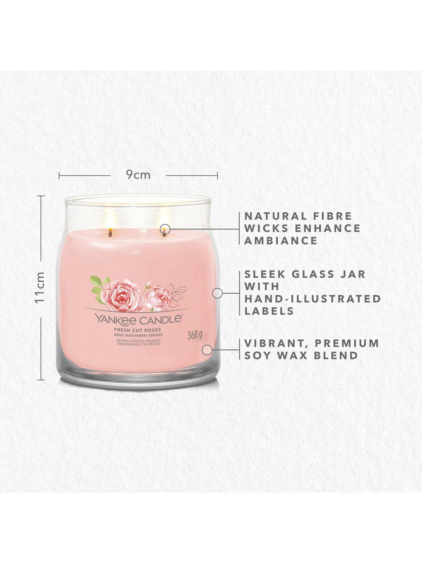 yankee-candle-signature-medium-jar-candle-ndash-fresh-cut-rosesdetail