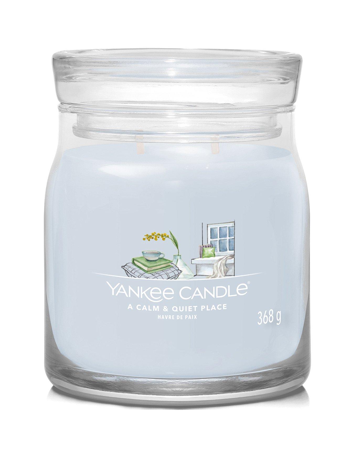 yankee-candle-signature-medium-jar-candle-ndash-a-calm-amp-quiet-place