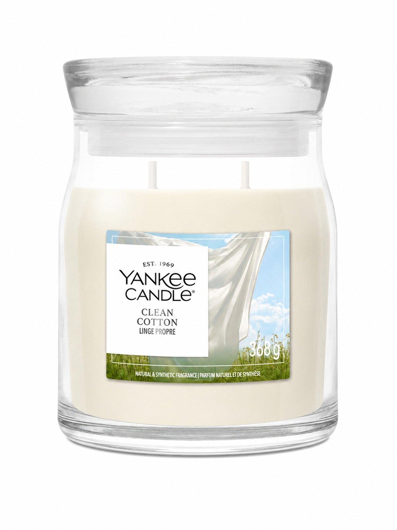 Yankee Candle Signature Medium Jar Candle – Clean Cotton