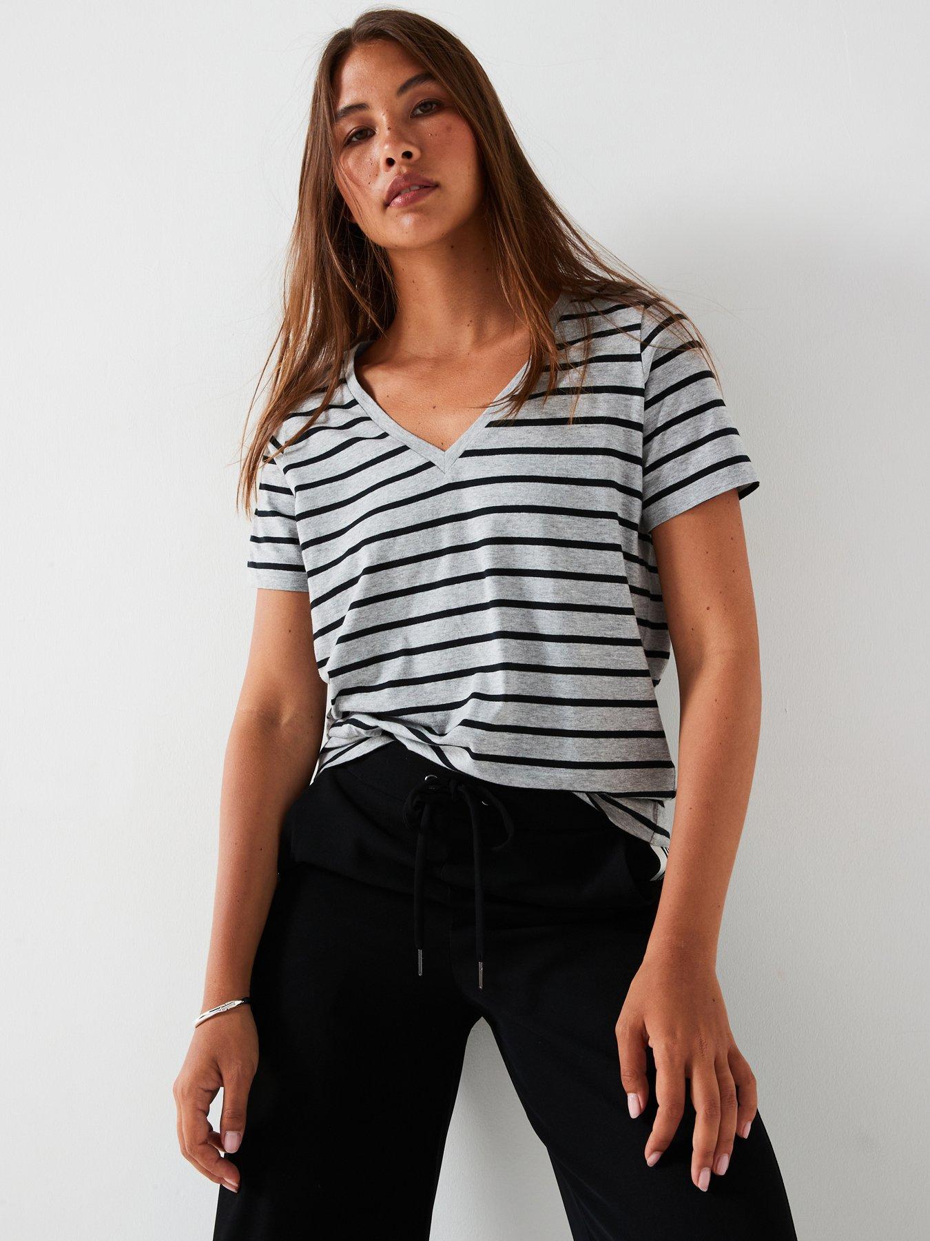 everyday-the-essential-v-neck-stripe-t-shirt-greyblack-stripe