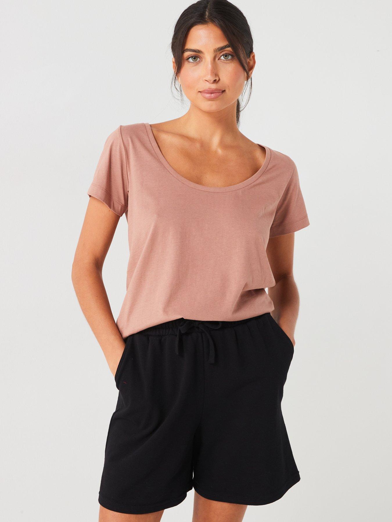 everyday-the-essential-scoop-neck-t-shirt-nude