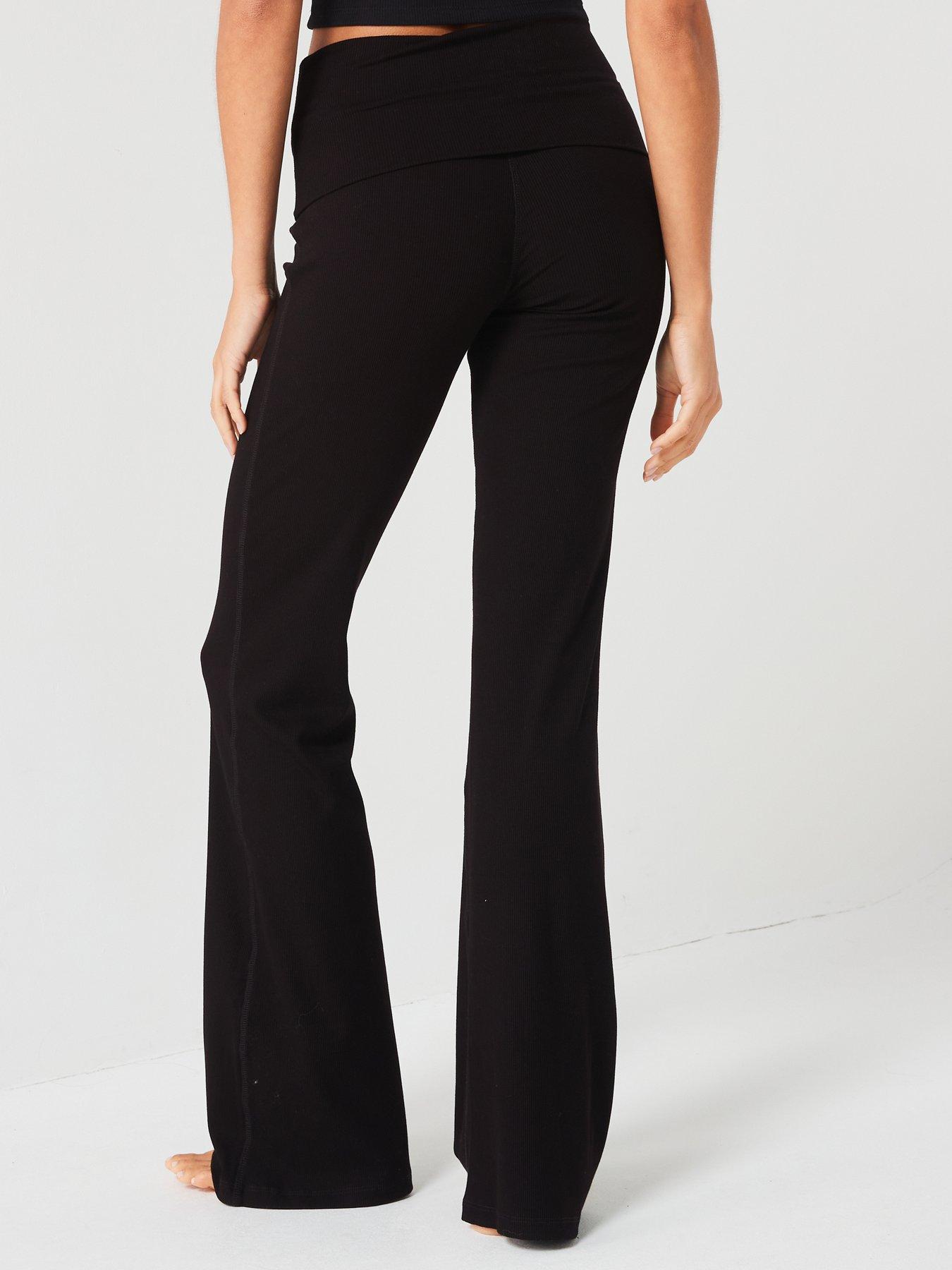 everyday-ribbed-yoga-trouser-blackstillFront