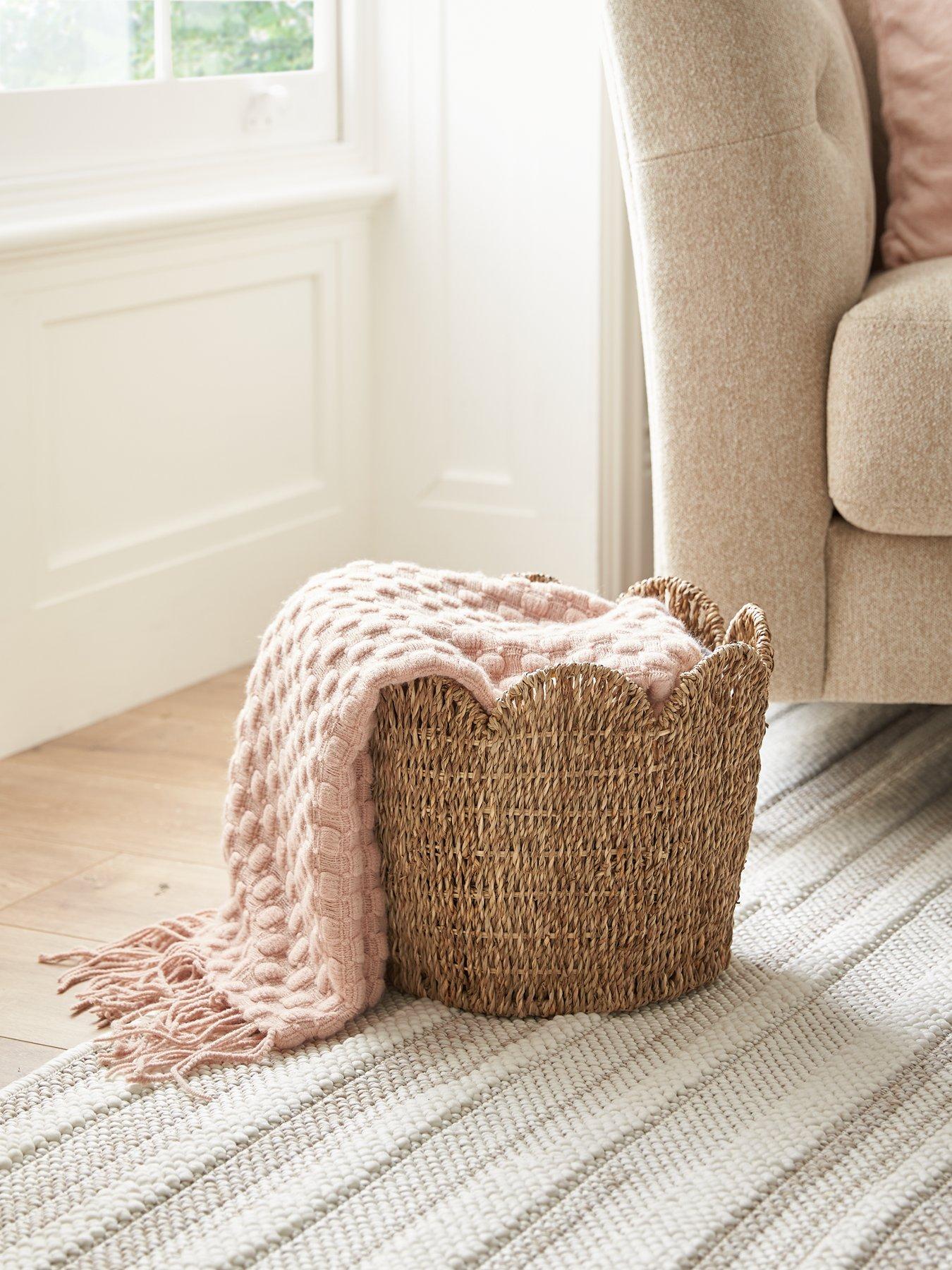 the-very-collection-large-scalloped-woven-basket