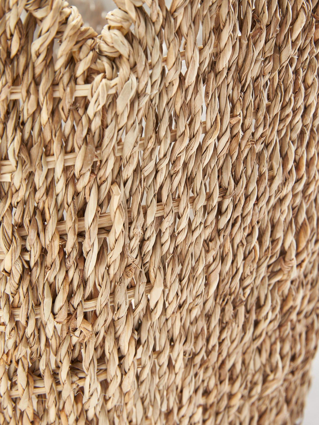 the-very-collection-large-scalloped-woven-basketdetail