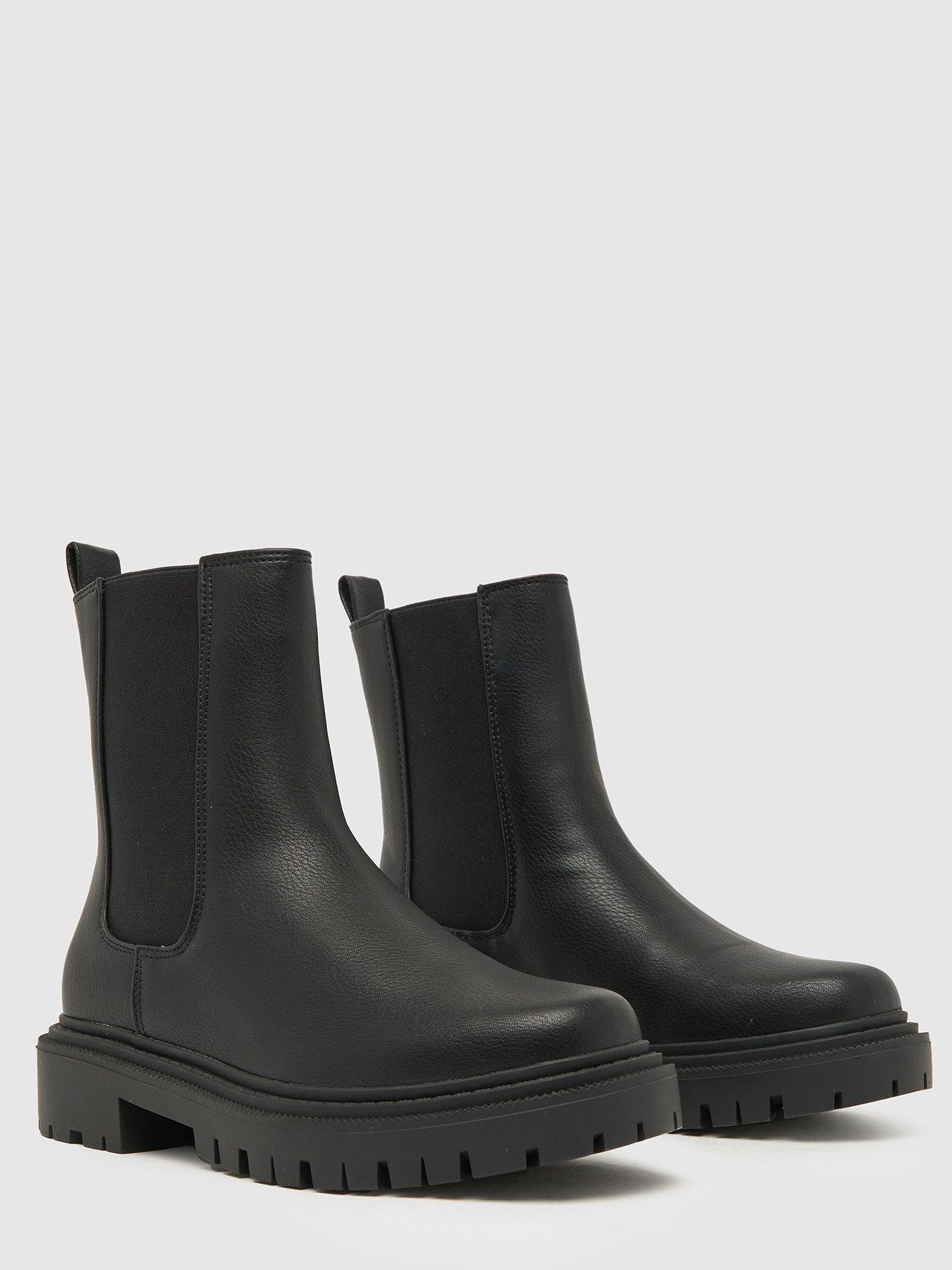 schuh-arlo-chunky-chelsea-blackstillFront