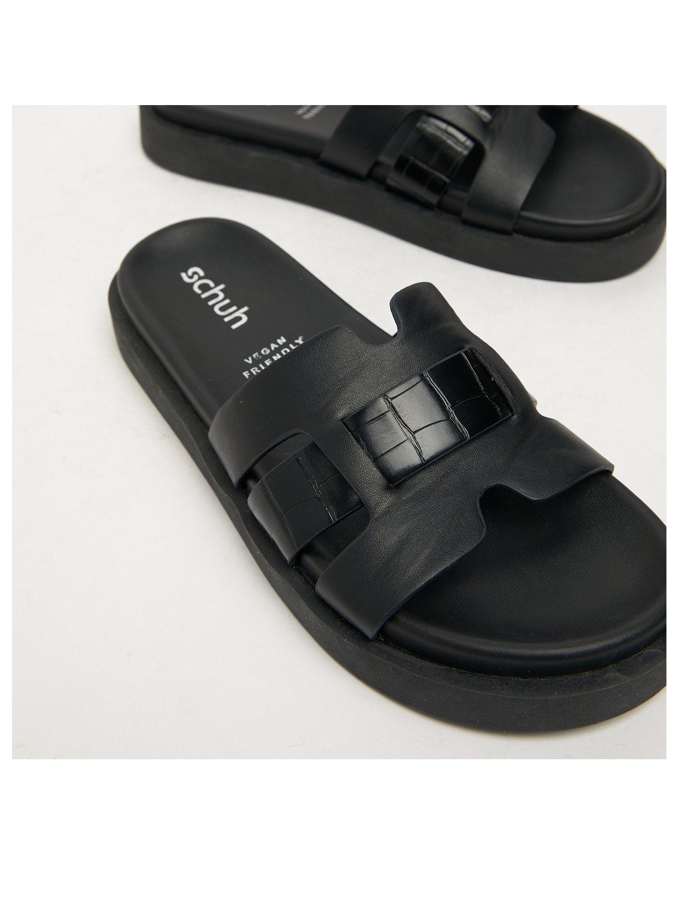 schuh-timmy-croc-effect-footbed-sandal-blackback