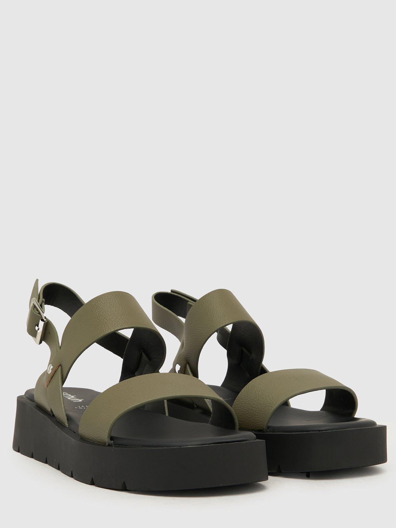 schuh-tayla-chunky-buckle-sandals-khakistillFront