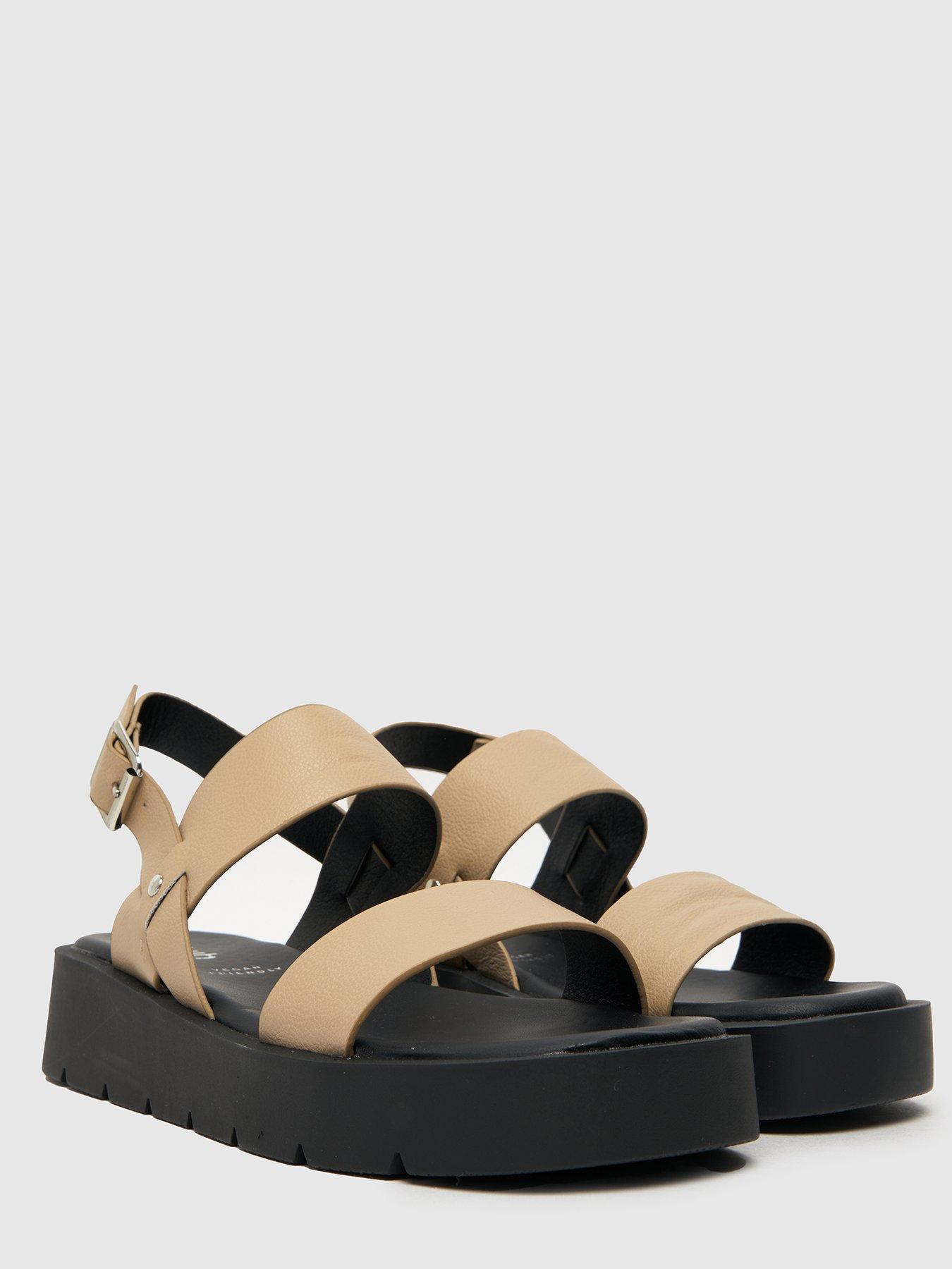 schuh-tayla-chunky-buckle-sandals-beigestillFront