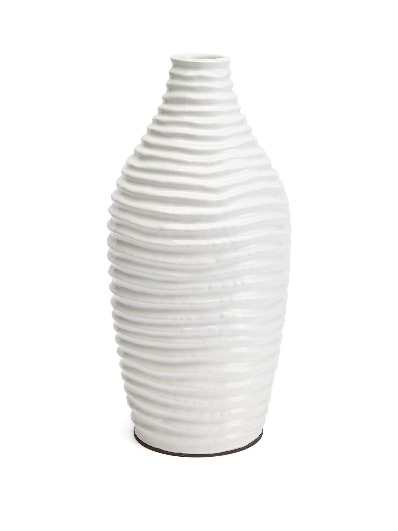 the-very-collection-ribbed-vasestillFront