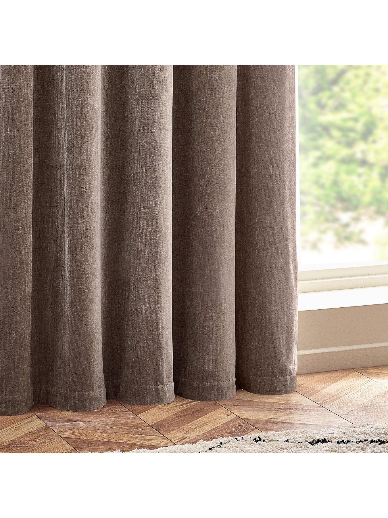 furn-heavyweight-chenille-eyelet-curtainsoutfit