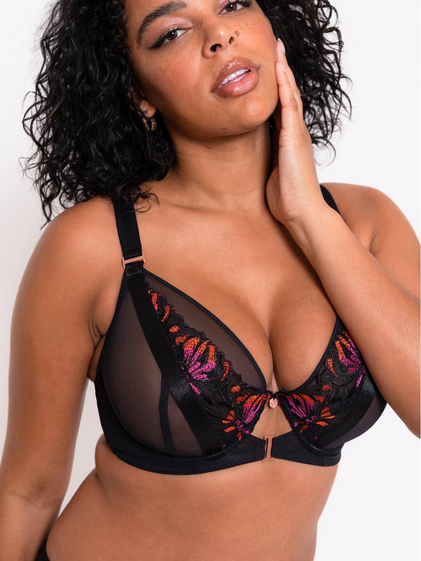 curvy-kate-scantilly-mesmerise-plunge-bra--nbsp-blackoutfit