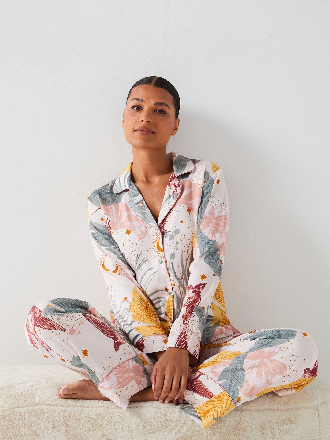 v-by-very-print-long-sleeve-revere-pj-set-multioutfit