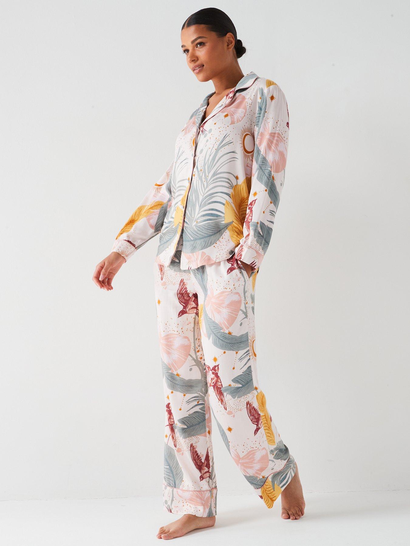 v-by-very-print-long-sleeve-revere-pj-set-multidetail