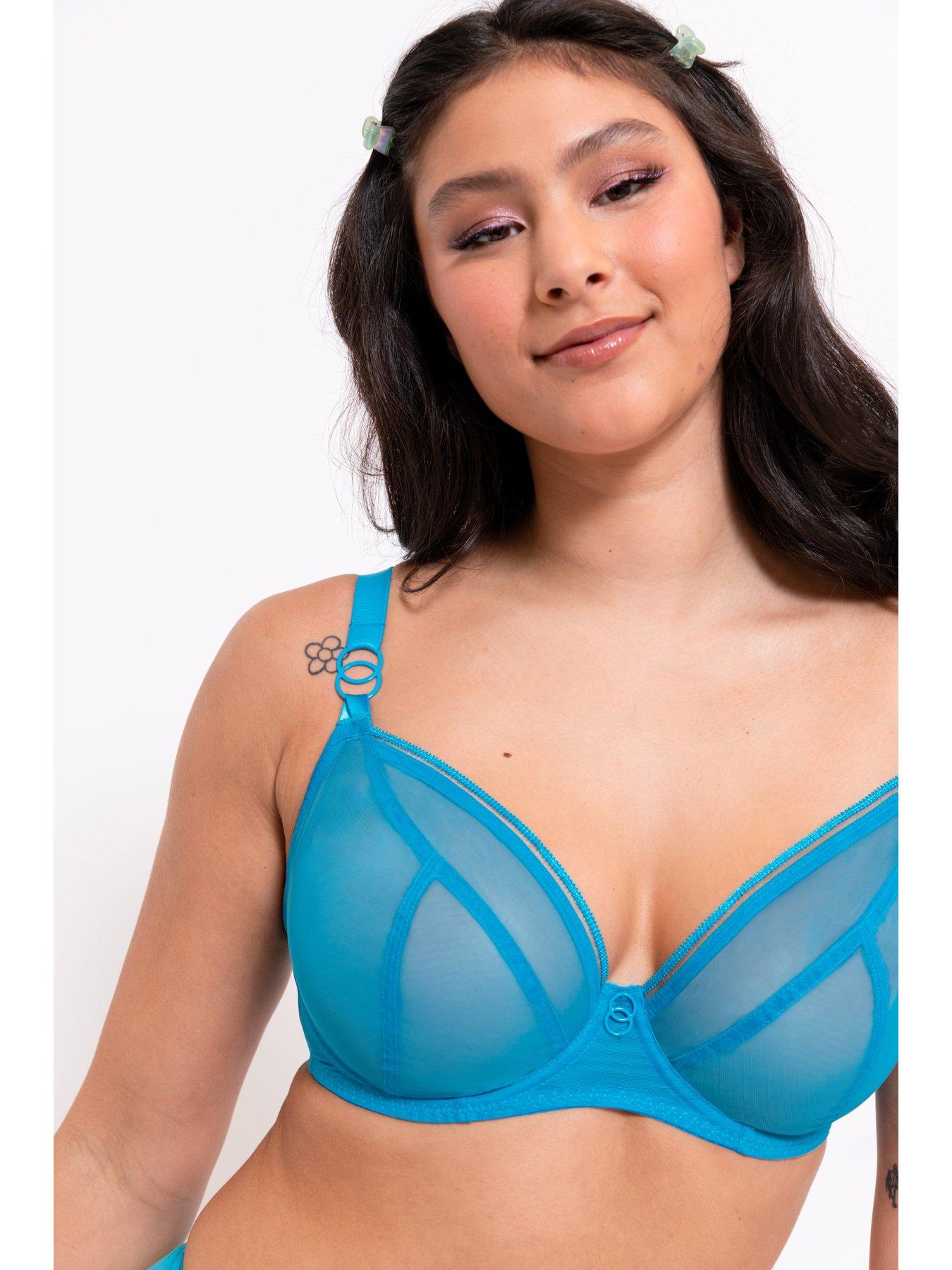 curvy-kate-curvy-kate-lifestyle-plunge-bra-capri-blueoutfit