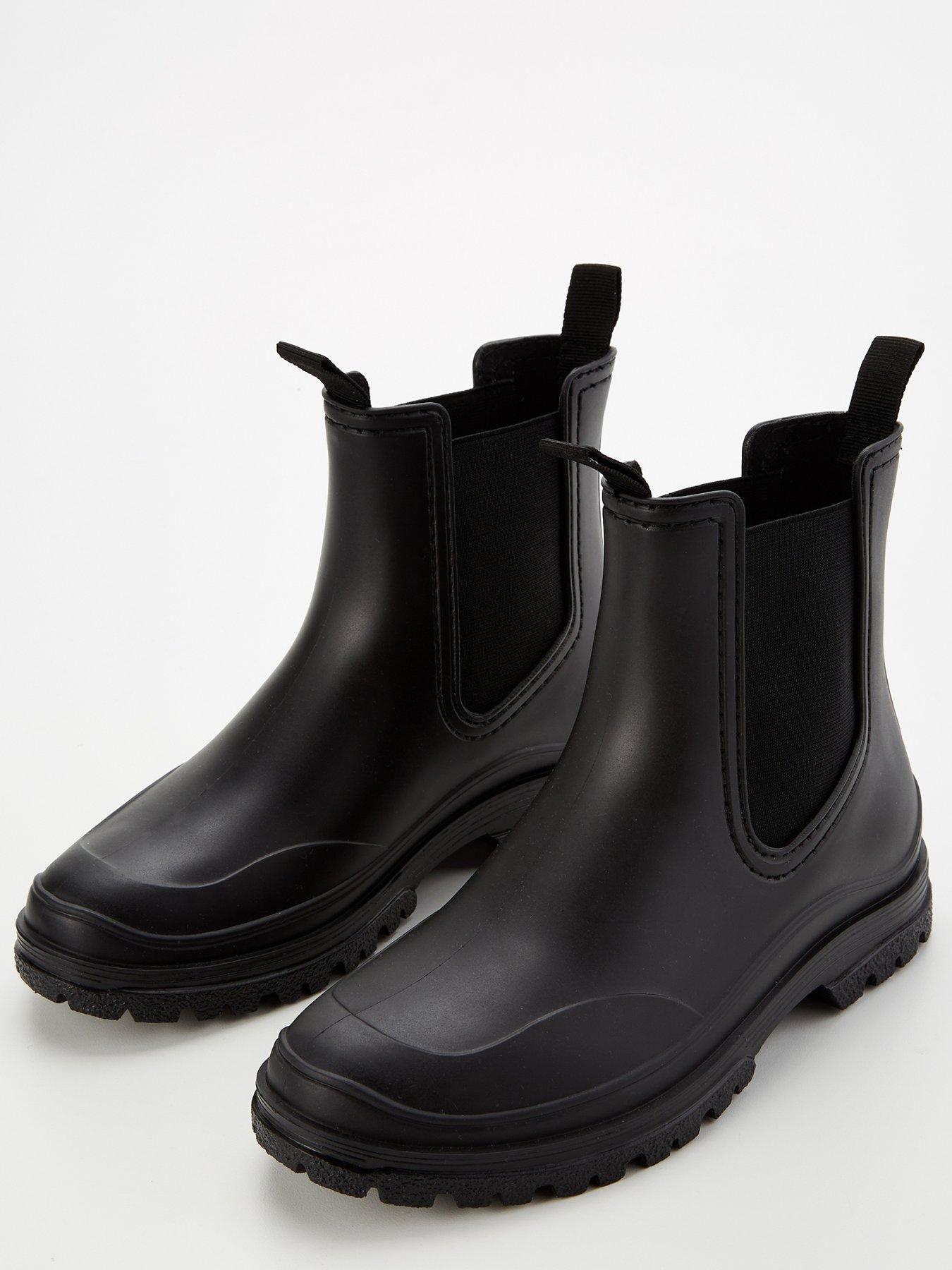 v-by-very-chunky-ankle-wellie-blackoutfit