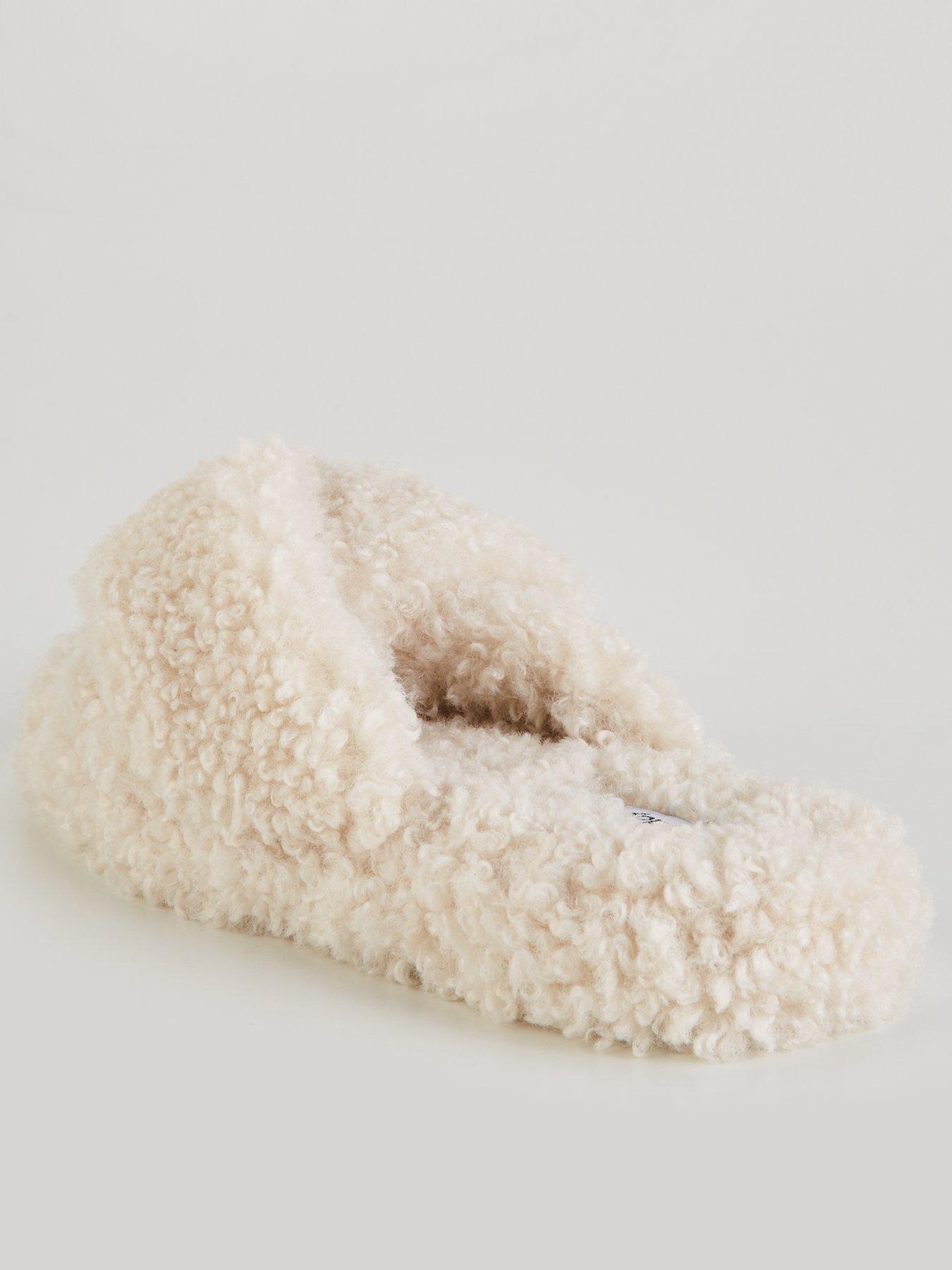 everyday-borg-cross-slider-slipper-creamback