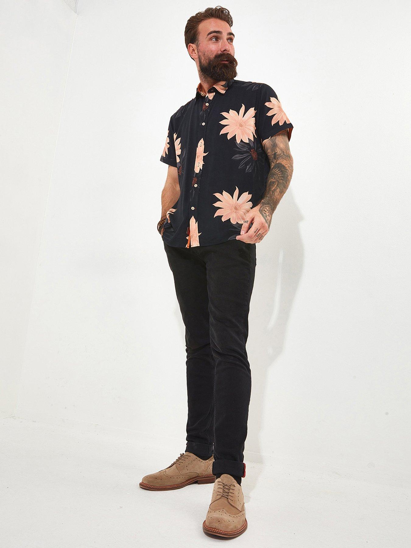 joe-browns-larger-than-life-floral-printnbspshort-sleeve-shirt-blackstillFront