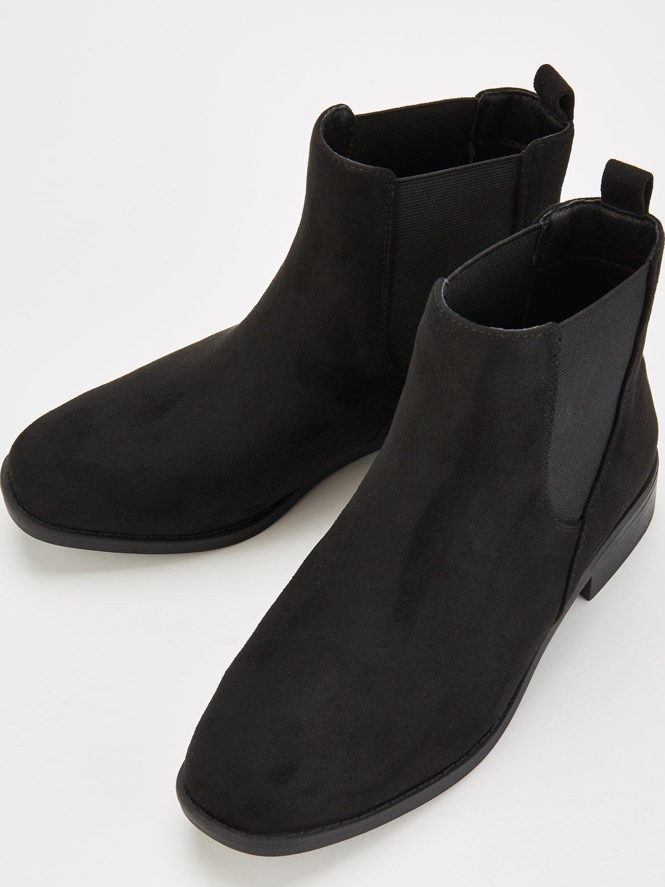 everyday-wide-fit-chelsea-ankle-boot-blackoutfit