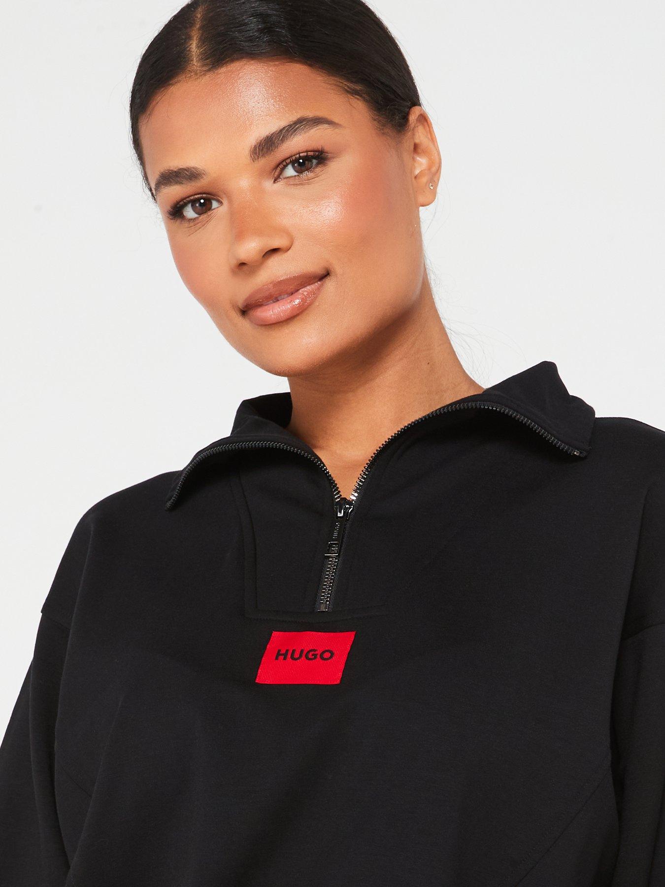 hugo-talua-half-zip-blackoutfit