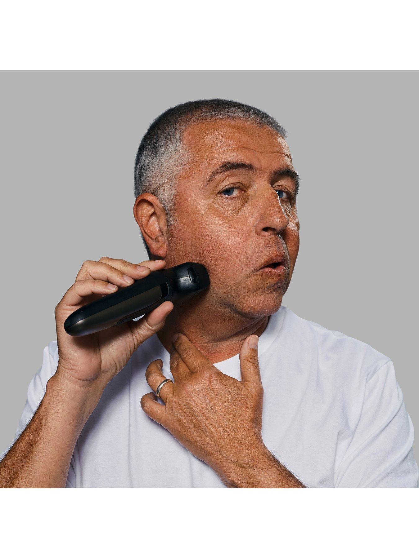 Image 4 of 8 of Remington ONE 10-in-1 Head and Body Multi-Groomer with Full Sized Foil Shaver