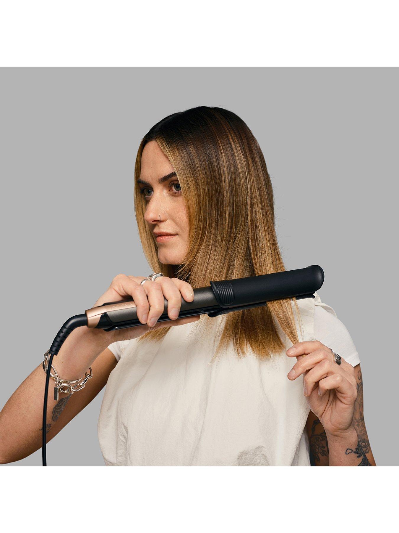 Image 3 of 8 of Remington ONE 2-in-1 Straightener &amp; Curler
