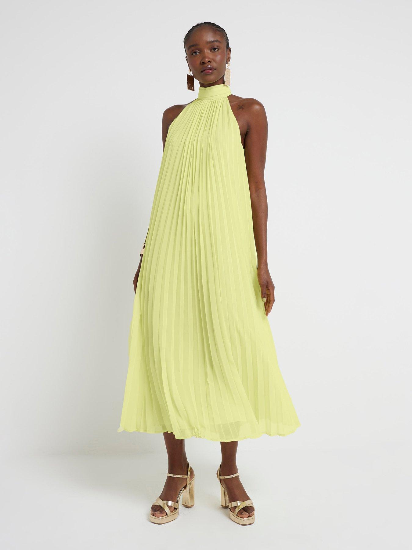 river-island-pleated-maxi-dress-yellowfront