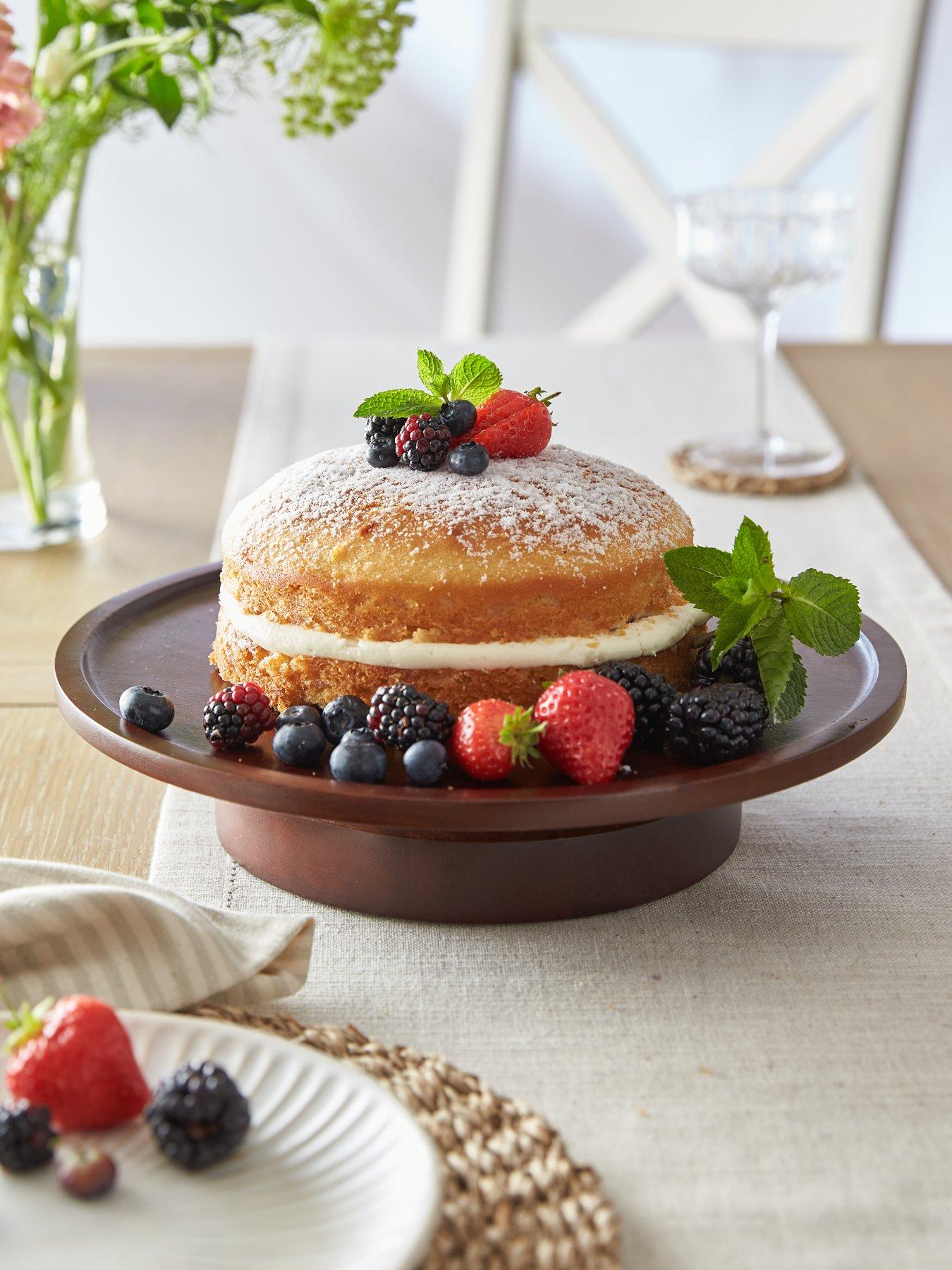 very-home-wooden-cake-stand