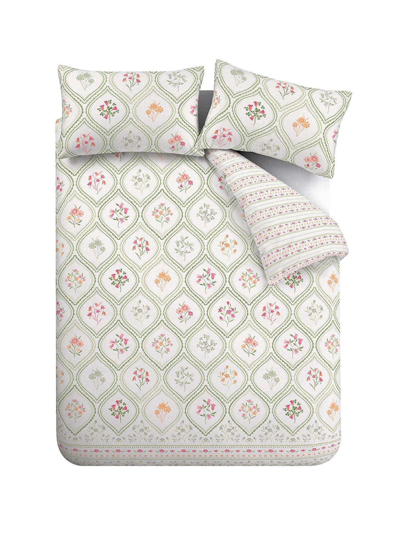 catherine-lansfield-cameo-floral-duvet-covernbspstillFront