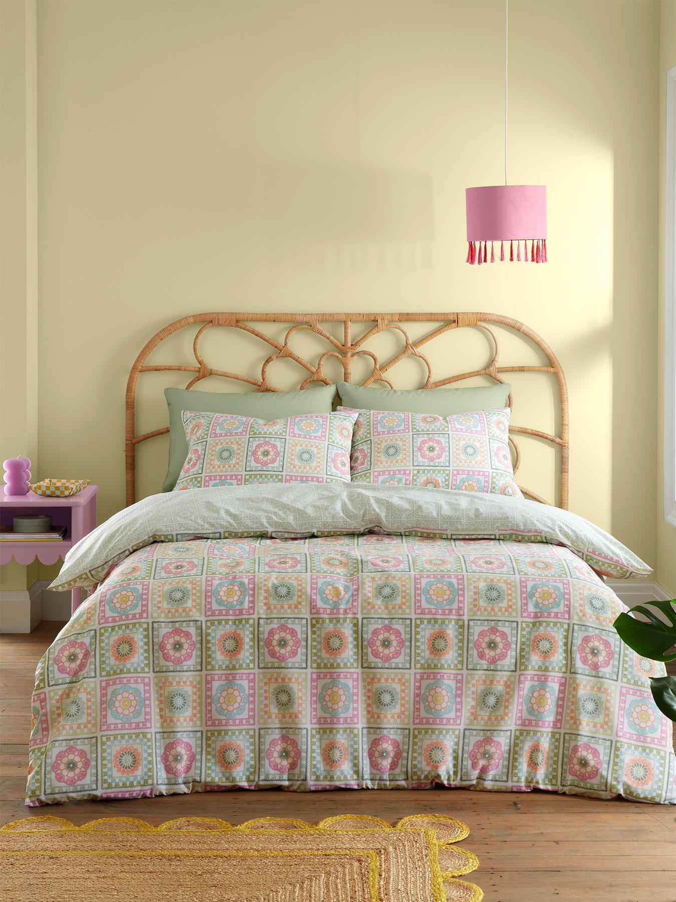 catherine-lansfield-crochet-print-duvet-cover-setback