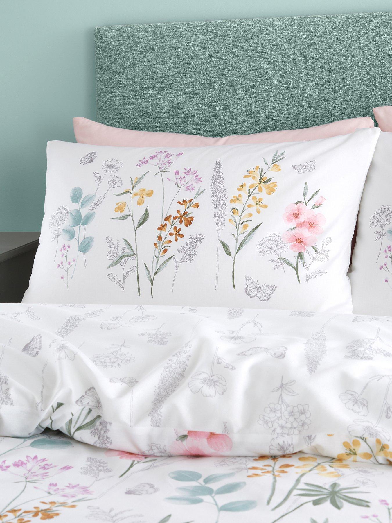 catherine-lansfield-emilia-floral-duvet-cover-setoutfit