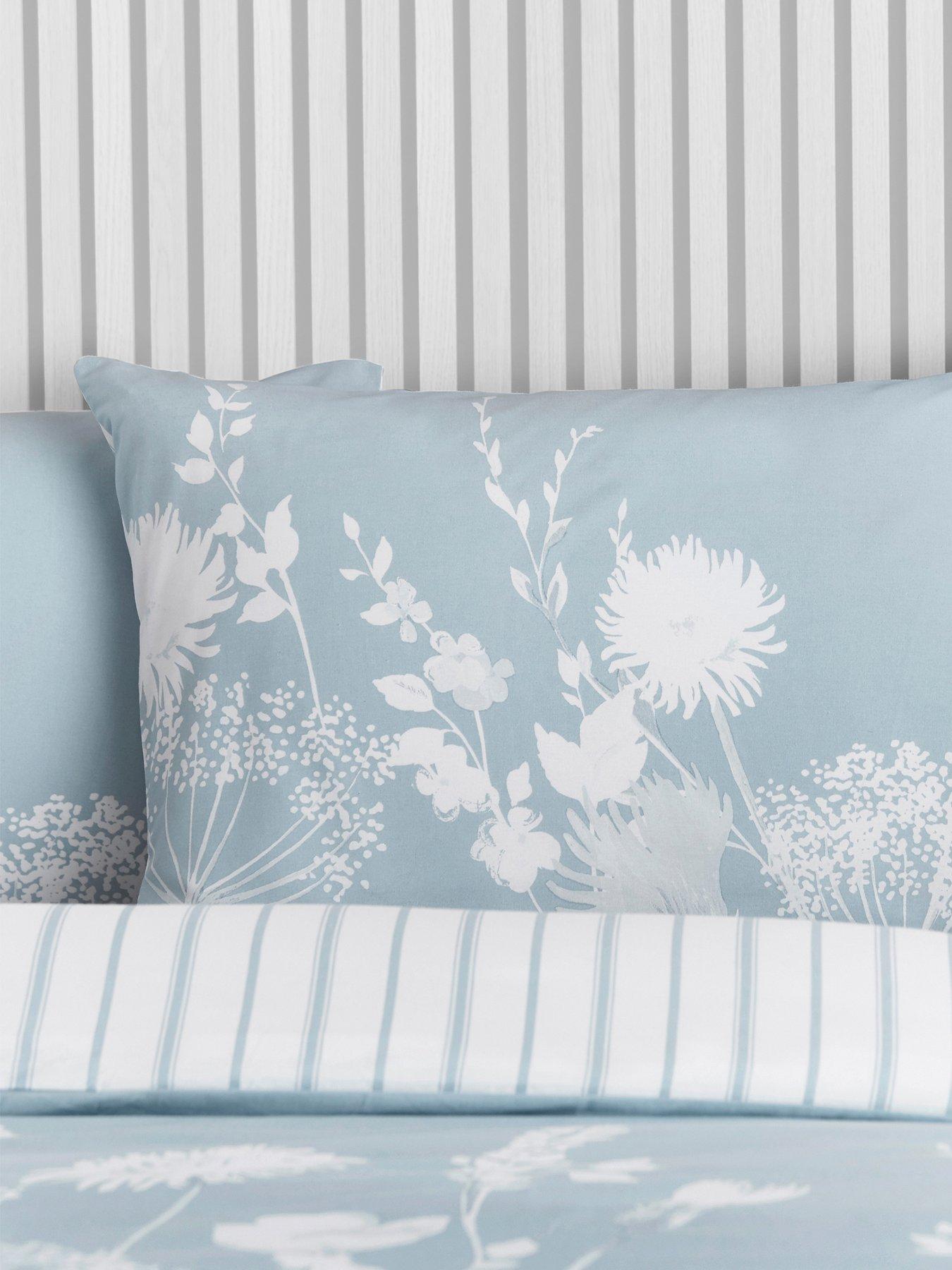 Image 4 of 5 of Catherine Lansfield Meadowsweet Floral Duvet Cover Set