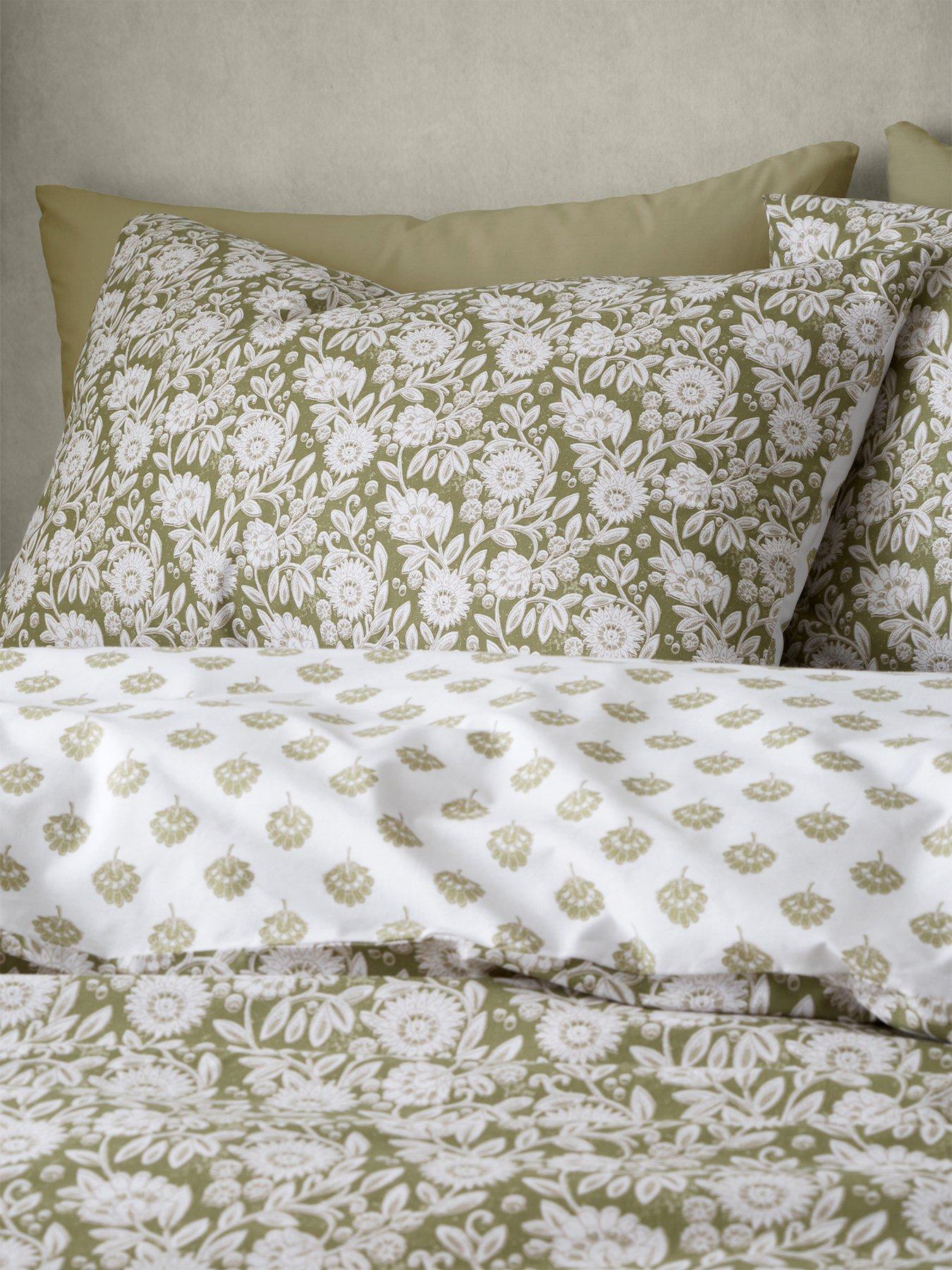 pineapple-elephant-tangier-floral-duvet-cover-setoutfit