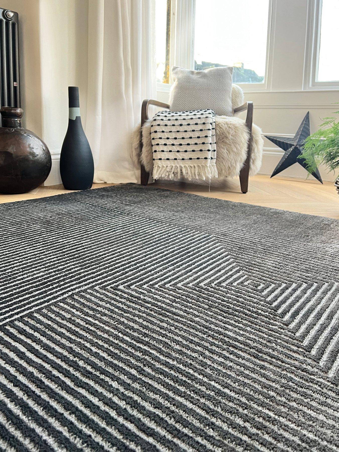 very-home-pyramid-rug