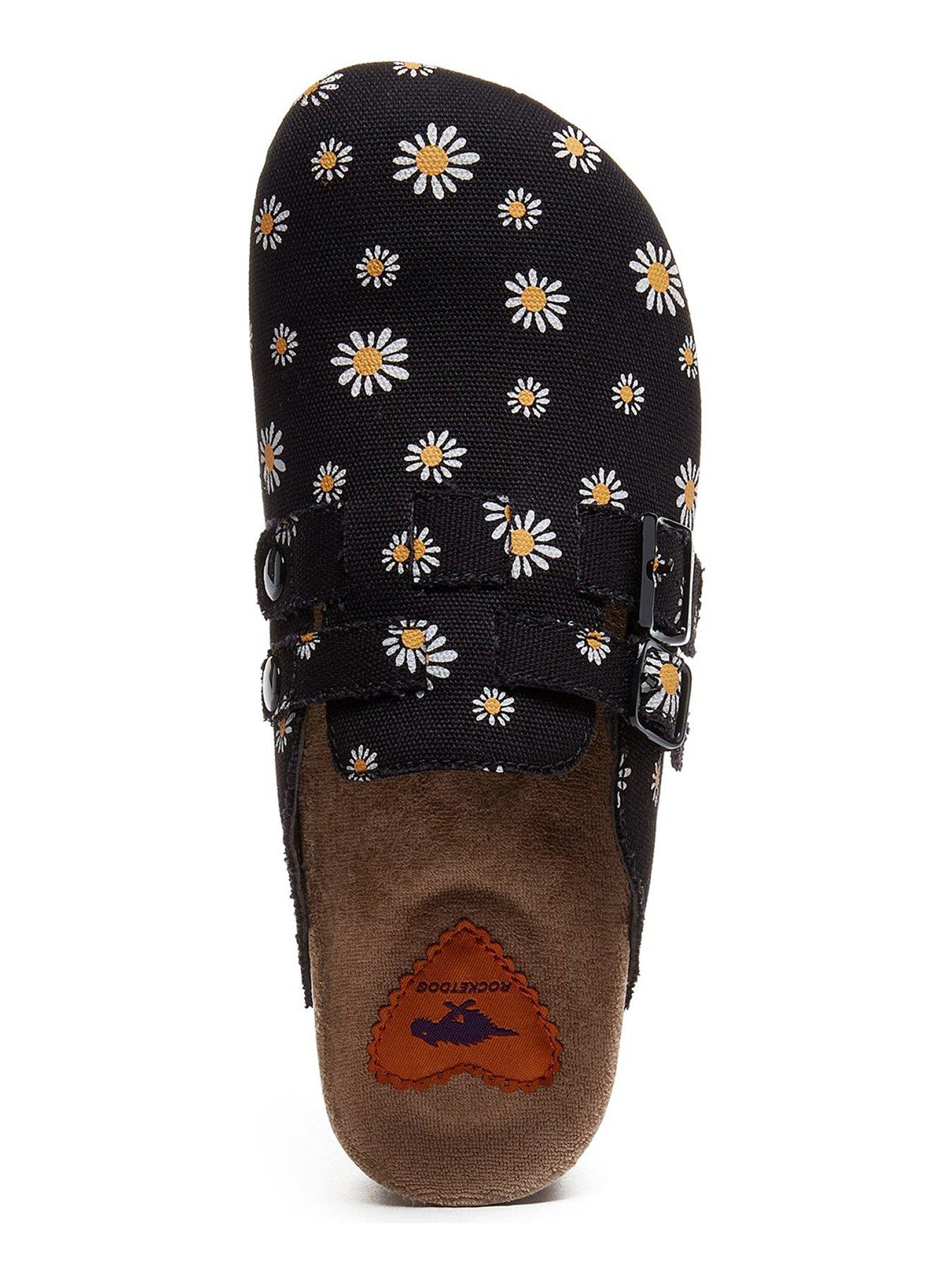 rocket-dog-rocket-dog-abel-plus-dixie-daisy-printed-footbed-clogs-blackoutfit