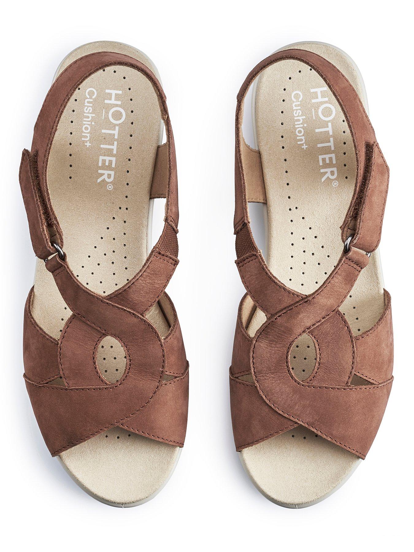 hotter-sandals-nubuck-wide-isabelle-wide-tanoutfit