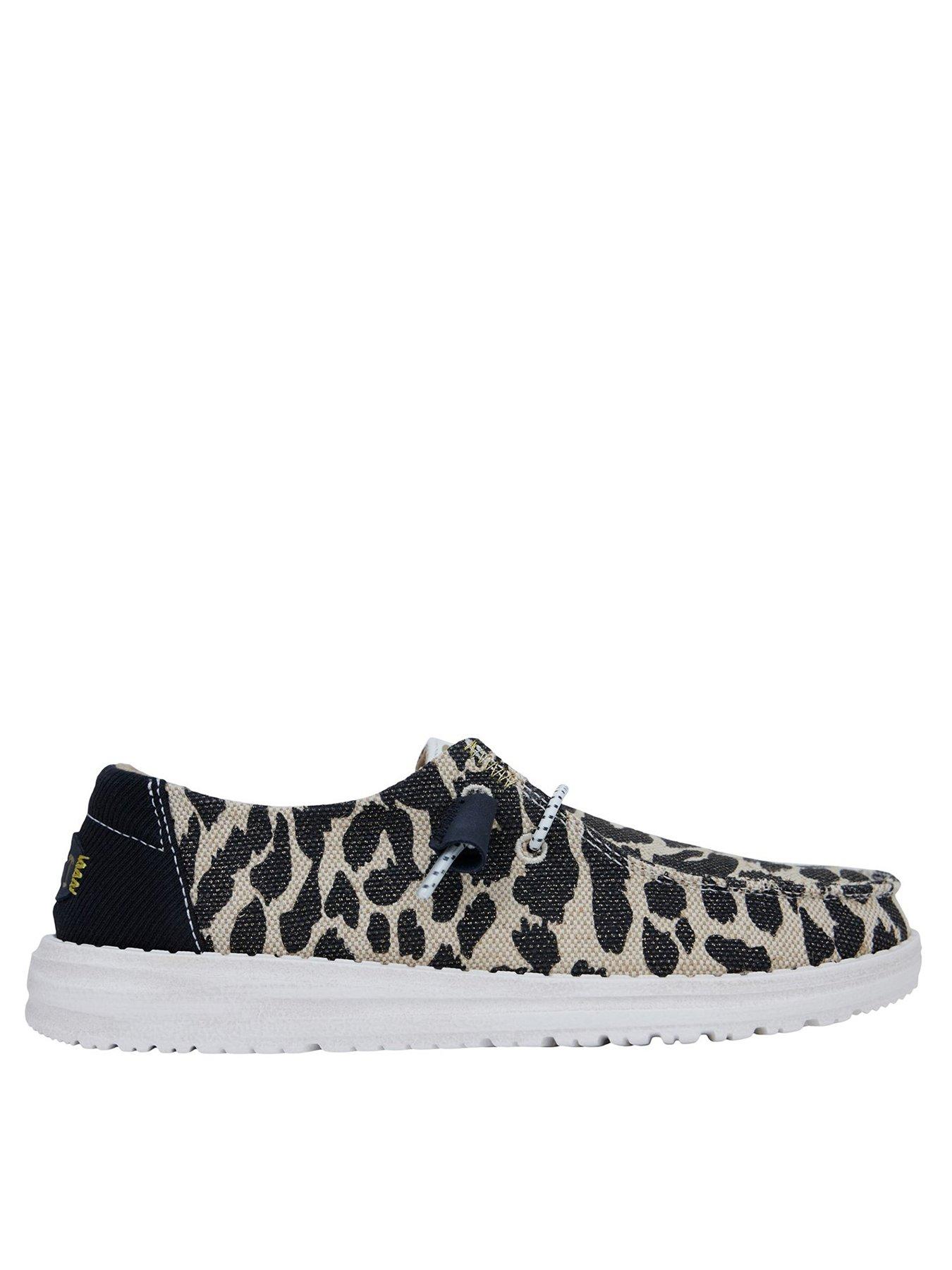 heydude-wendy-leopard-shoefront