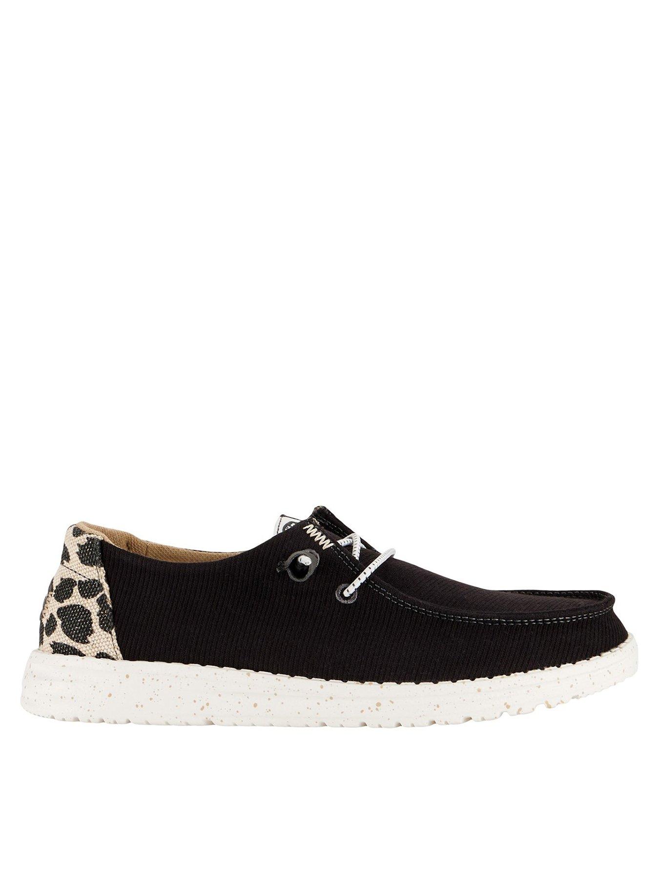 heydude-wendy-leopard-shoefront