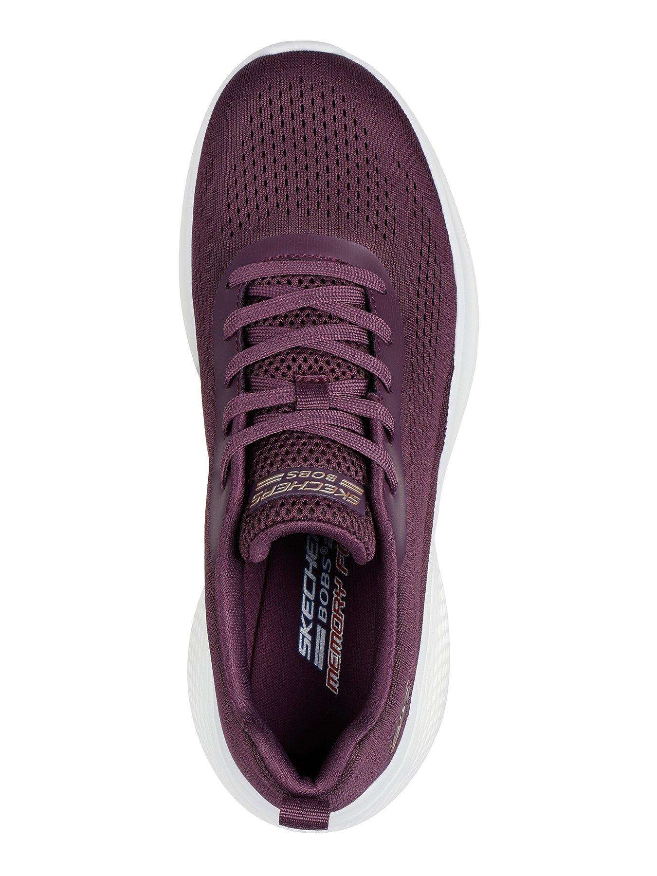 skechers-lace-up-engineered-knit-w-vapor-foamoutfit